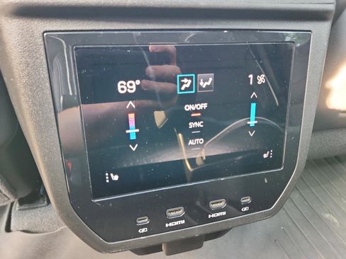 Certified 2025 GMC Yukon AT4 Ultimate w/ LPO, Floor Liner Package image 16