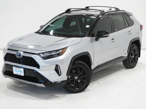 Used 2022 Toyota RAV4 XSE w/ XSE Grade Weather Package image 2