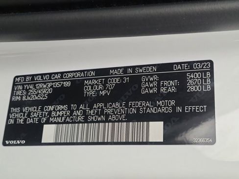 Used 2023 Volvo XC60 B5 Plus w/ Climate Package image 23