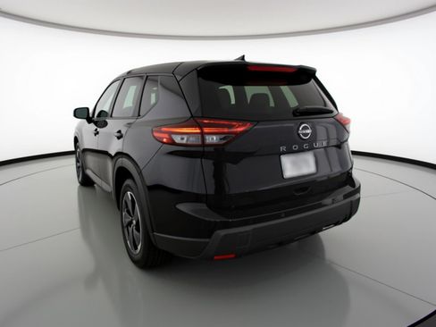 Used 2025 Nissan Rogue SV FWD image 6