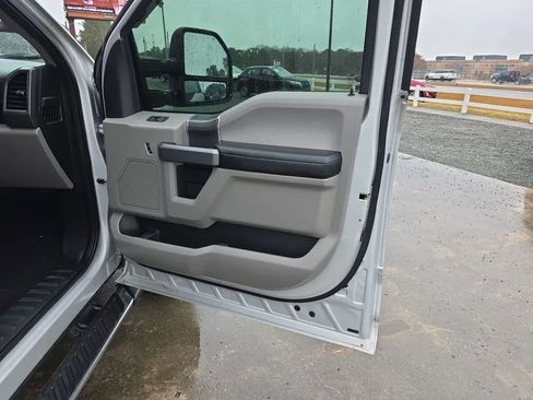 Used 2018 Ford F150 XLT w/ Equipment Group 301A Mid image 46