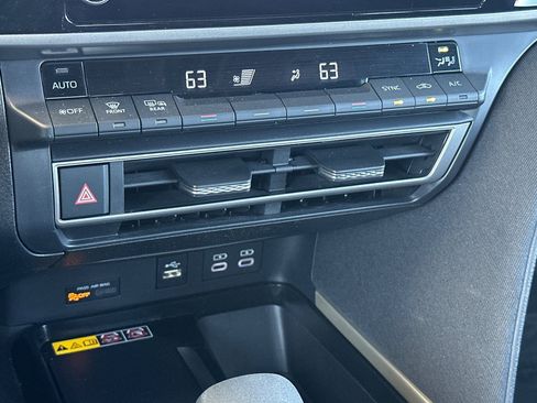 Certified 2025 Toyota Camry LE image 18