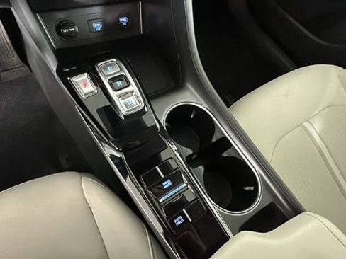 Used 2022 Hyundai Sonata SEL FWD image 21