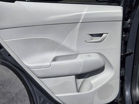 Used 2024 Hyundai Kona SEL FWD image 25