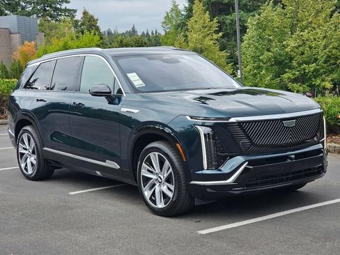 New 2027 Cadillac Vistiq Luxury AWD/4WD image 7