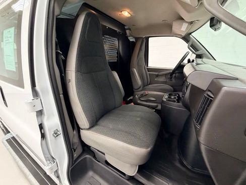 Certified 2025 GMC Savana 2500 w/ Driver Convenience Package RWD image 21