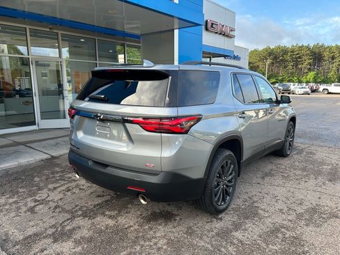 Used 2023 Chevrolet Traverse RS AWD/4WD image 4