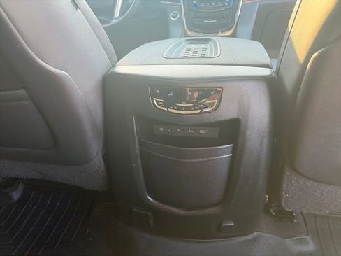 Used 2017 Cadillac Escalade ESV Premium Luxury image 44
