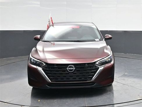 Used 2025 Nissan Sentra SV w/ All-Weather Package image 8