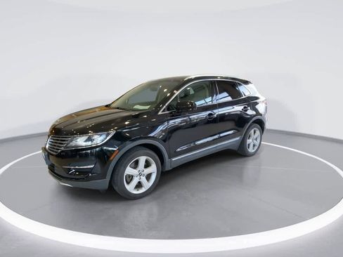 Used 2017 Lincoln MKC Premiere AWD/4WD image 4