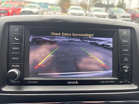 Used 2019 Dodge Grand Caravan SXT image 34