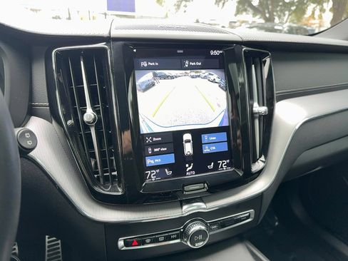 Used 2021 Volvo XC60 T6 R-Design w/ Advanced Package image 23