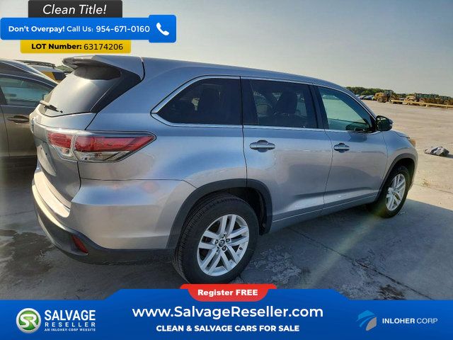 Used 2016 Toyota Highlander LE FWD image 4