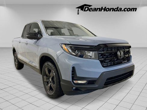 New 2026 Honda Ridgeline Black Edition image 8