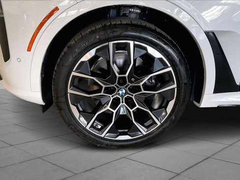 New 2026 BMW X7 xDrive40i image 11