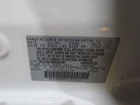 Used 2025 Nissan Versa S w/ Trunk Package FWD image 25