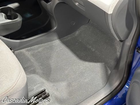 Used 2018 Chevrolet Bolt LT FWD image 23