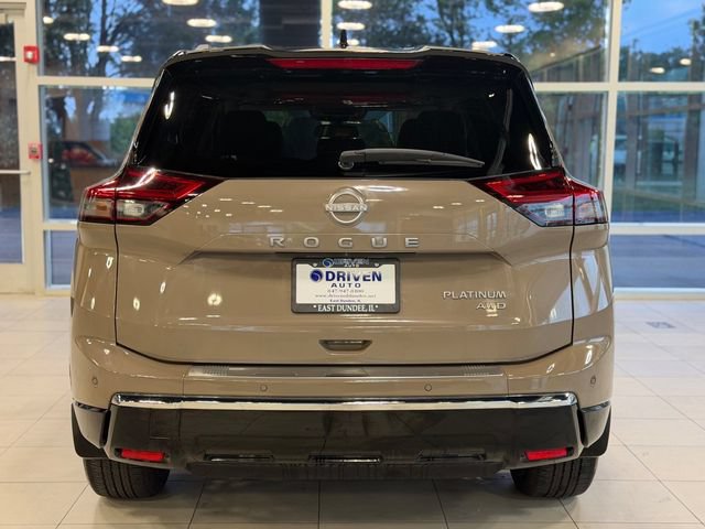 Used 2024 Nissan Rogue Platinum w/ Platinum Premium Package AWD/4WD image 10