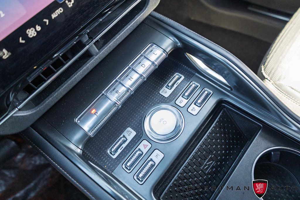 Used 2024 Lincoln Nautilus Reserve w/ Equipment Group 202A AWD/4WD image 35