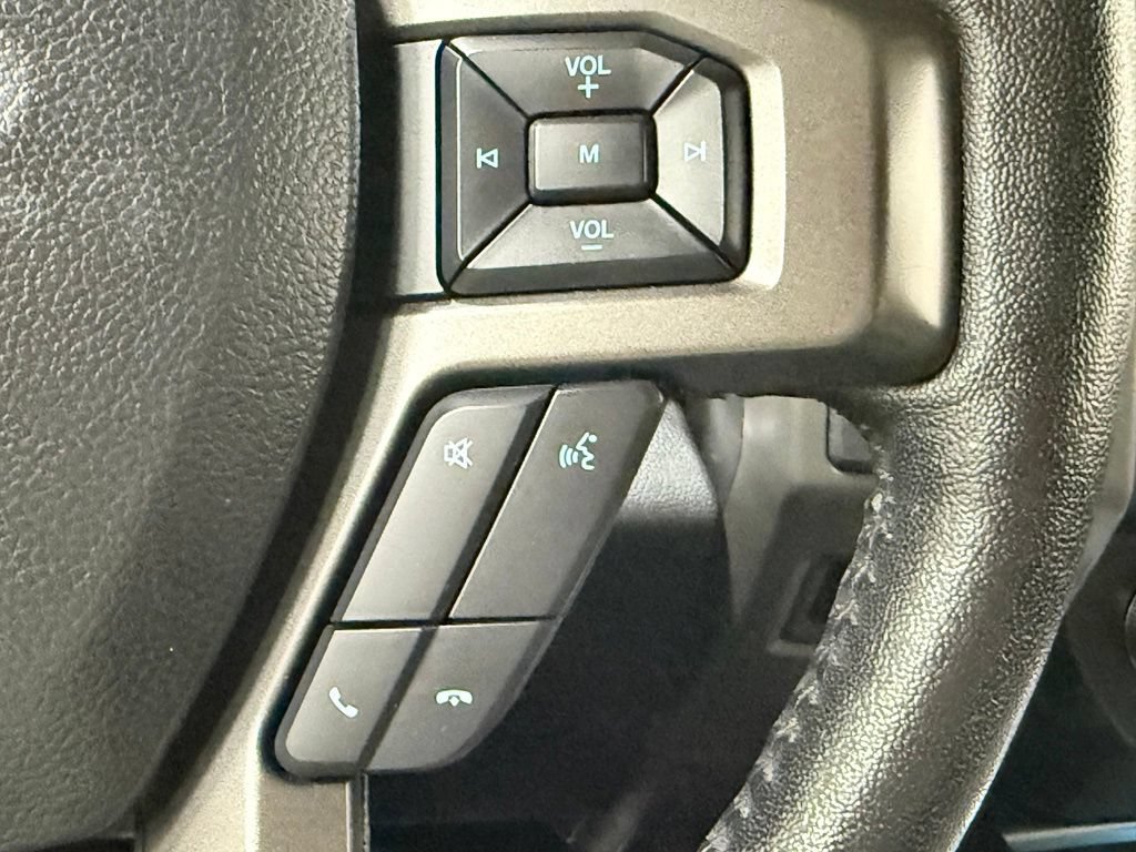 Used 2019 Ford Expedition XLT w/ Equipment Group 202A AWD/4WD image 25