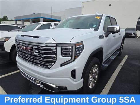 Used 2026 GMC Sierra 1500 Denali AWD/4WD image 9