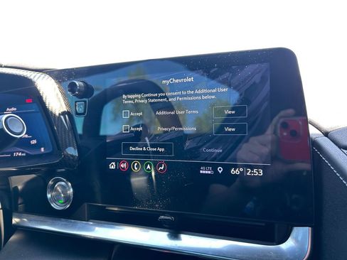 Used 2020 Chevrolet Corvette Stingray Preferred Cpe w/ 2LT Preferred Equipment Group RWD image 14
