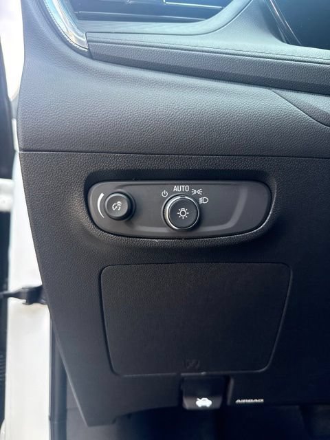 Used 2025 Buick Encore GX Preferred FWD image 26