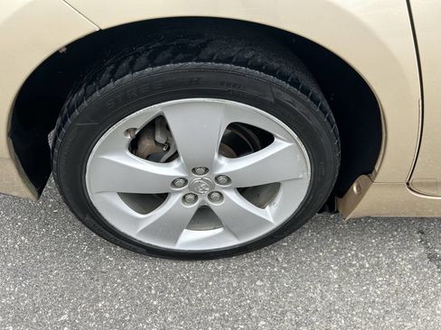 Used 2011 Toyota Prius Four image 16