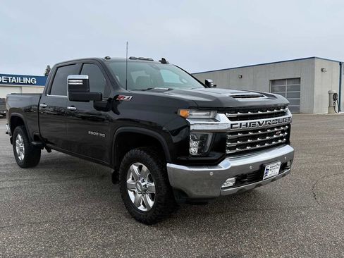 Used 2020 Chevrolet Silverado 2500 LTZ w/ LTZ Premium Package image 2