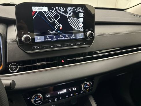 New 2026 Nissan Rogue SL AWD/4WD image 14