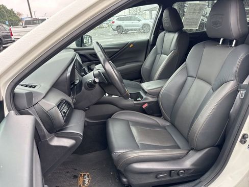 Used 2023 Subaru Outback Wilderness image 10