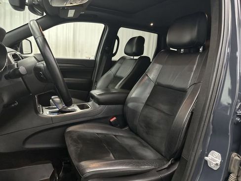 Used 2018 Jeep Grand Cherokee Altitude AWD/4WD image 16
