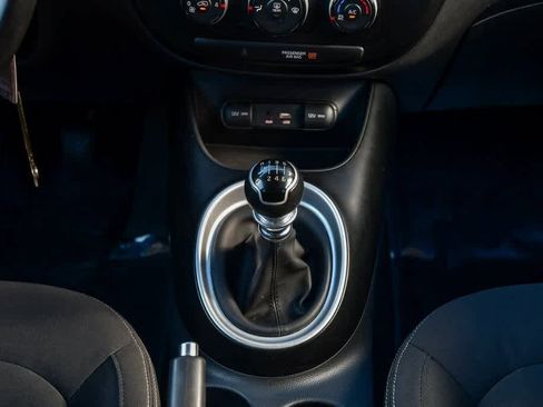 Used 2019 Kia Soul image 15