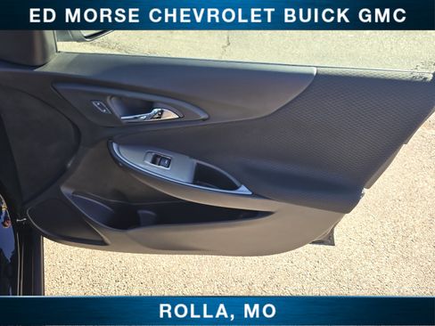 Used 2025 Chevrolet Malibu LT FWD image 19