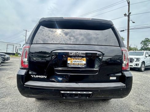Used 2019 GMC Yukon SLT AWD/4WD image 4