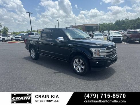Used 2018 Ford F150 Platinum w/ Equipment Group 701A Luxury AWD/4WD image 2