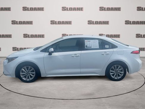 Used 2026 Toyota Corolla LE w/ LE Premium Package FWD image 2