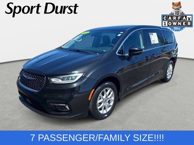 Used 2023 Chrysler Pacifica Touring-L FWD image 1