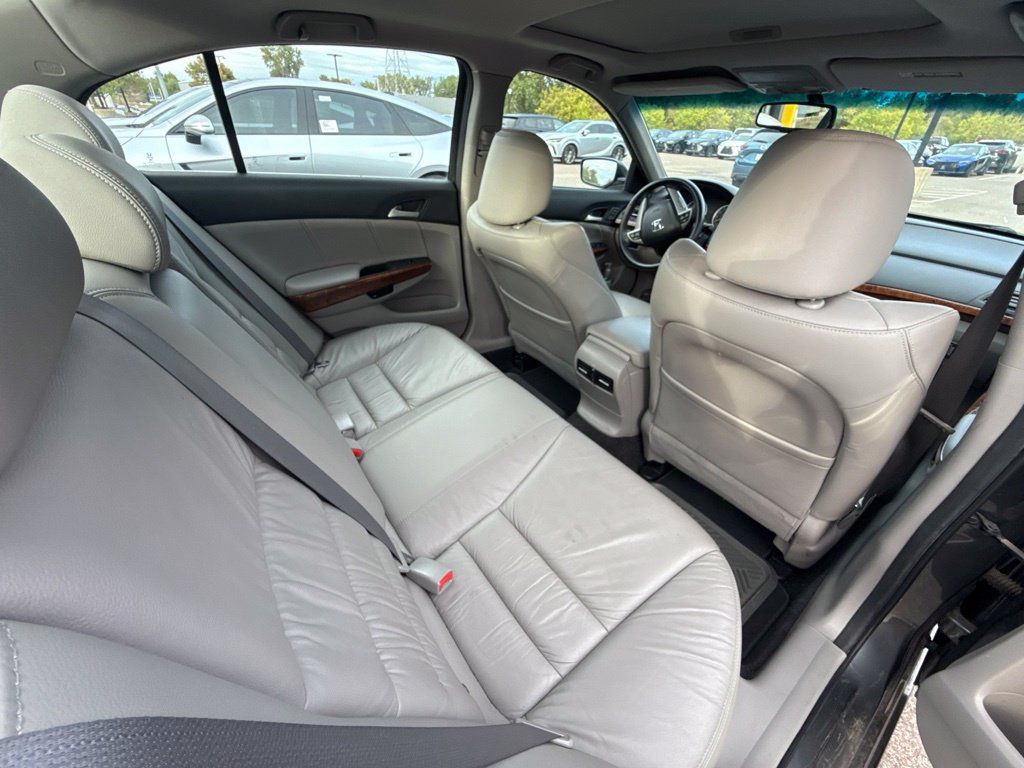 Used 2011 Honda Accord EX-L image 28