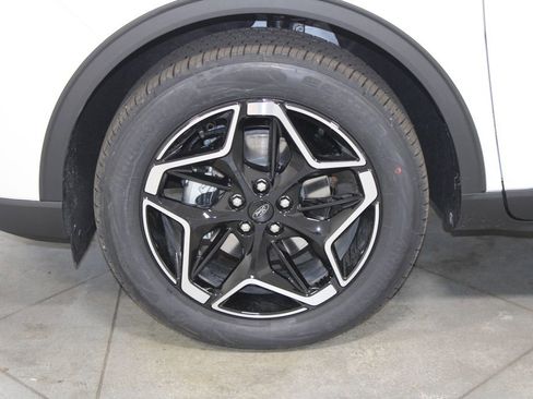 New 2026 Ford Escape Platinum w/ Premium Technology Package image 18