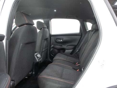 Used 2024 Honda HR-V Sport image 14