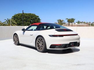 Certified 2022 Porsche 911 Targa 4S AWD/4WD video 3