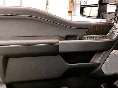 Used 2023 Ford F250 Lariat w/ Lariat Ultimate Package image 22