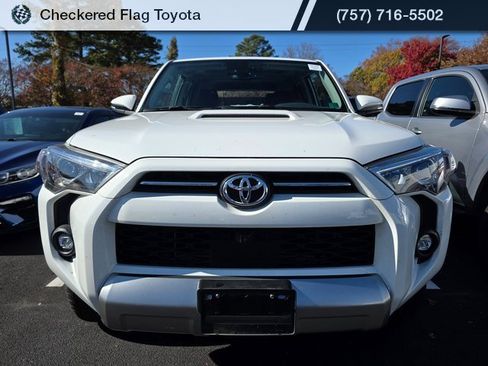 Used 2022 Toyota 4Runner TRD Off-Road Premium image 2