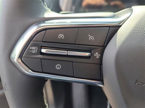 New 2026 Chevrolet Equinox LT image 17