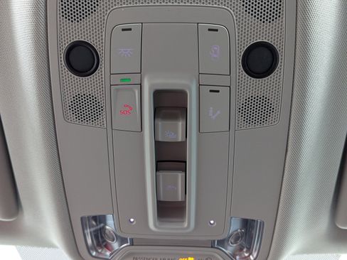 Certified 2024 Audi Q3 2.0T Premium Plus w/ Premium Plus Package image 31