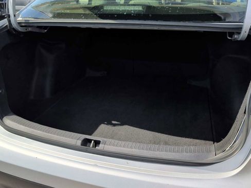 Used 2023 Toyota Corolla LE image 18