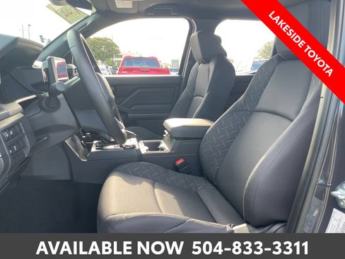 Certified 2026 Toyota Tacoma SR5 AWD/4WD image 28