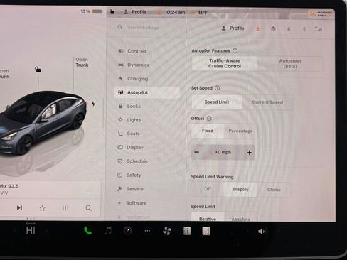 Used 2023 Tesla Model 3 Standard Range image 29