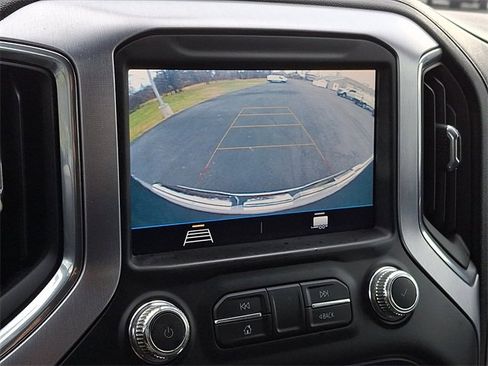 Used 2022 GMC Sierra 1500 Elevation w/ Driver Alert Package I image 4